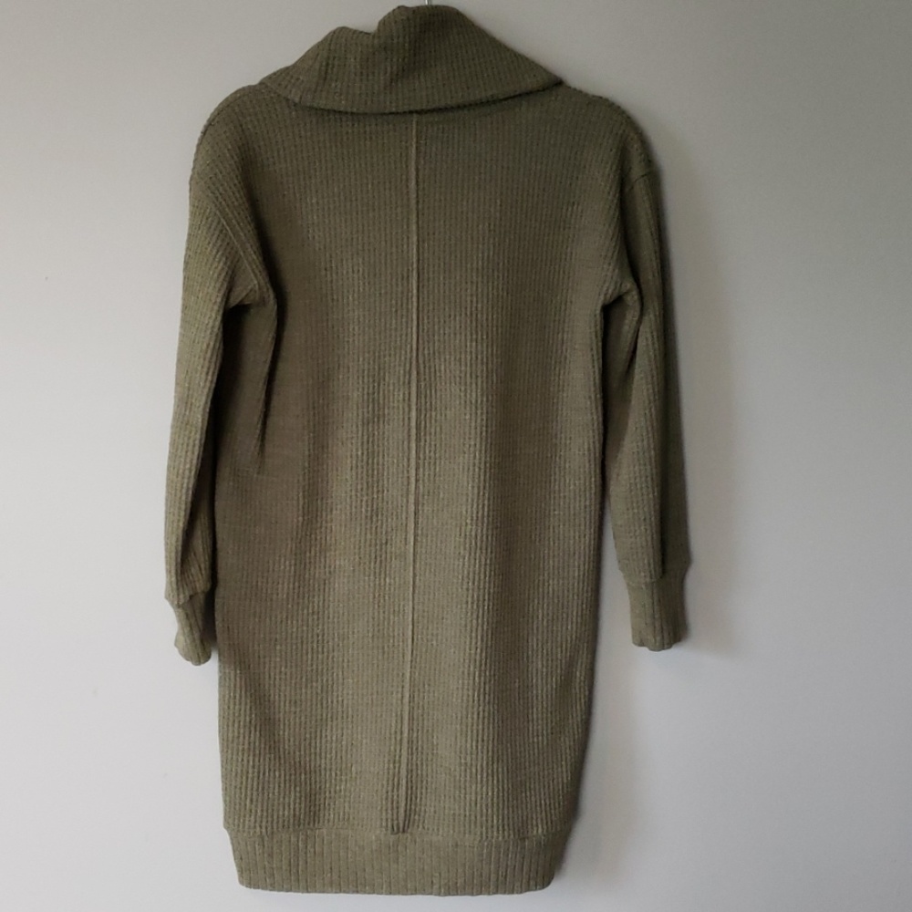Sweater - Picture 2 of 3